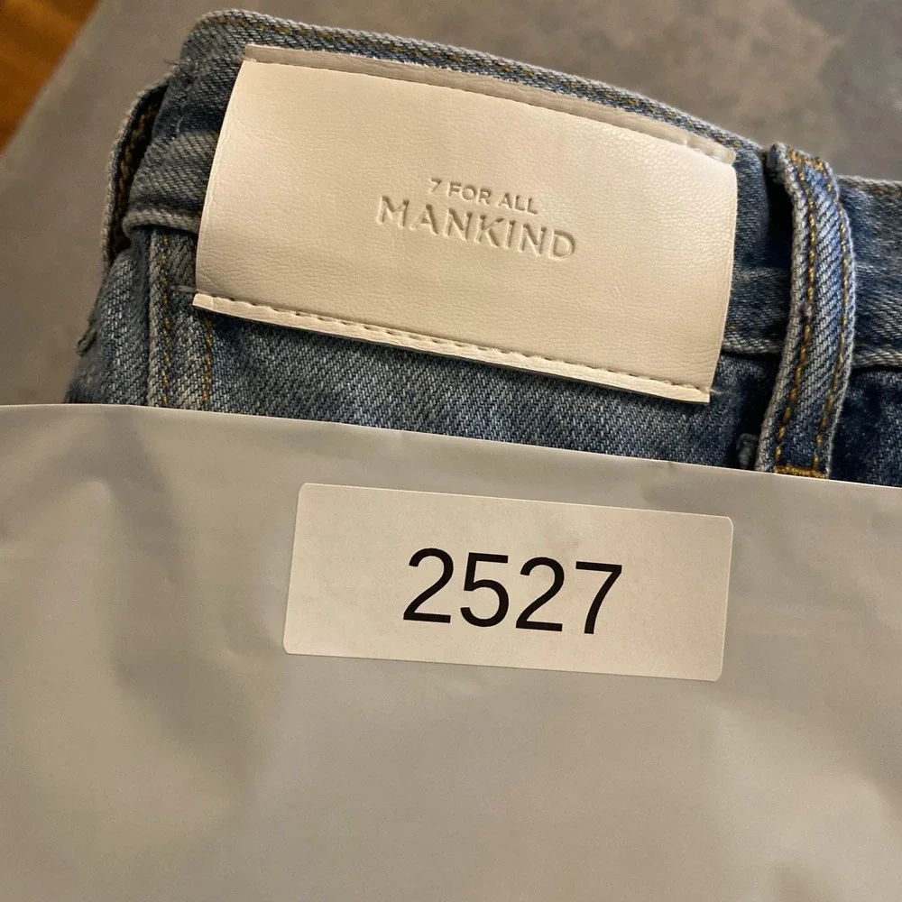 7 For All Mankind non thighs